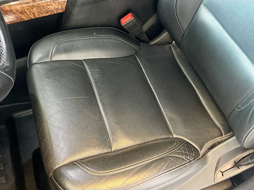 Used 2019 Silver Chevrolet Premier image 20