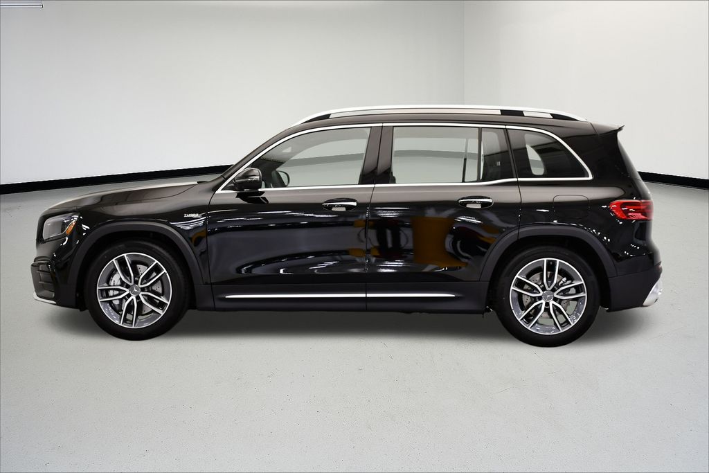 Thumbnail: 2026 Mercedes-Benz GLB - 2