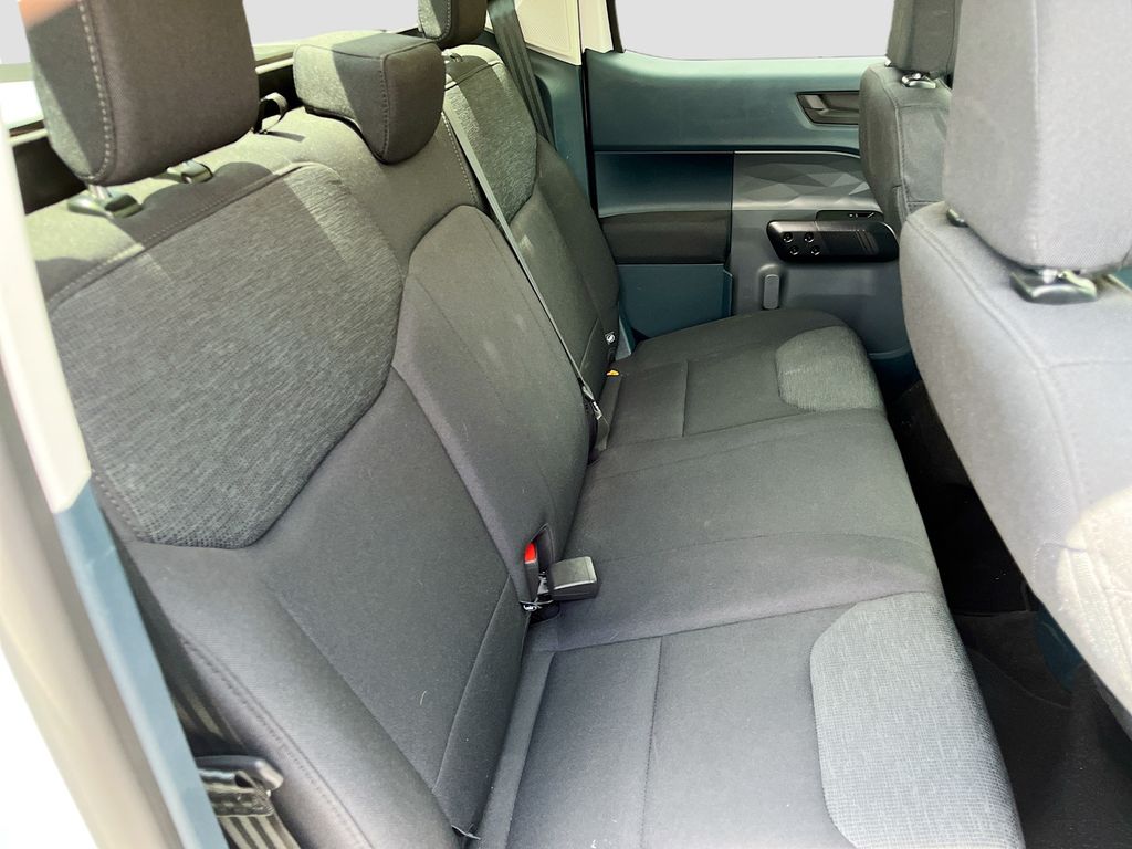 Used 2025 White Ford XL image 25