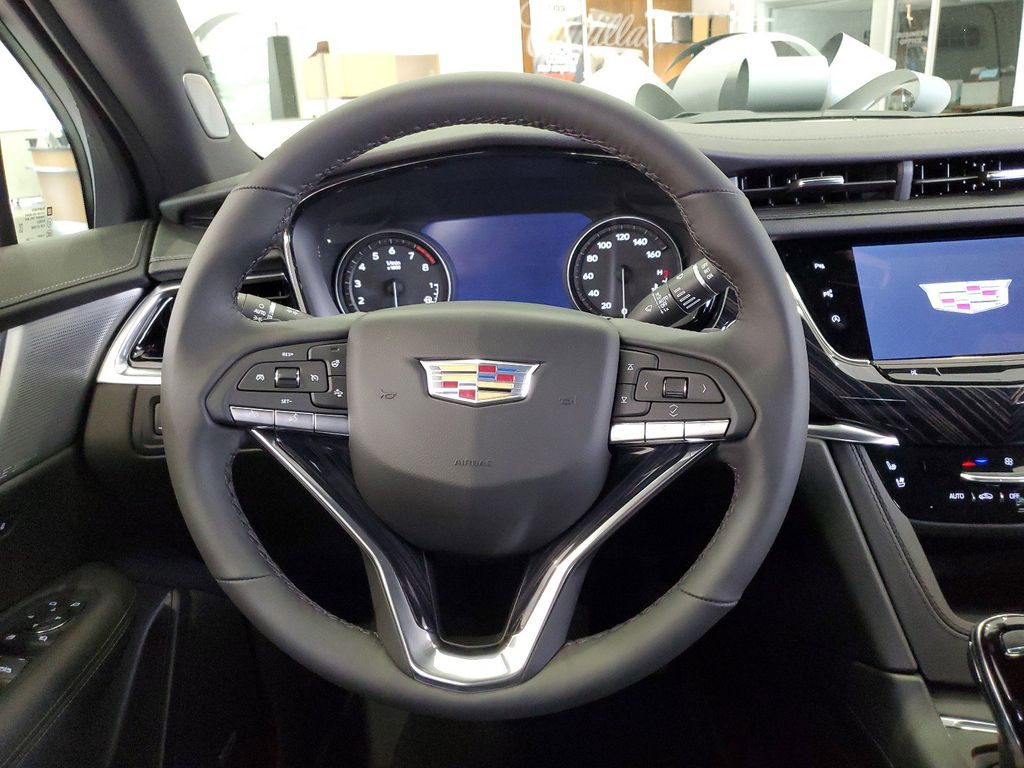 2025 Cadillac XT6 Premium Luxury 22