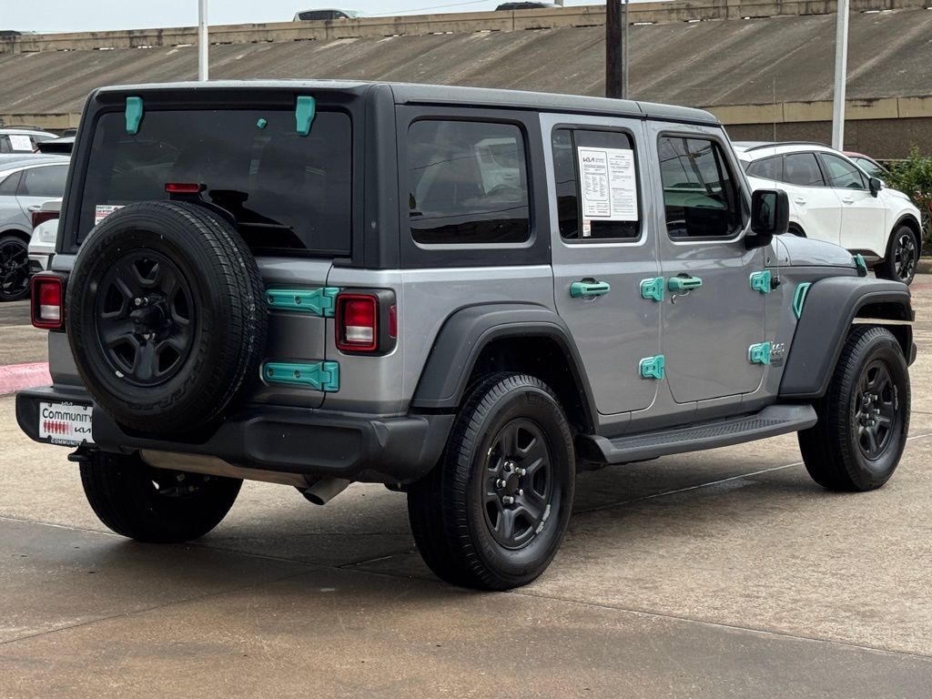 2018 Jeep Wrangler Unlimited Sport - 11