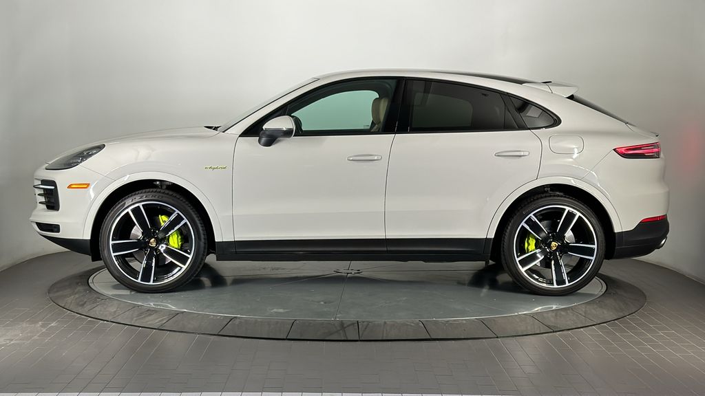 2022 Porsche   2