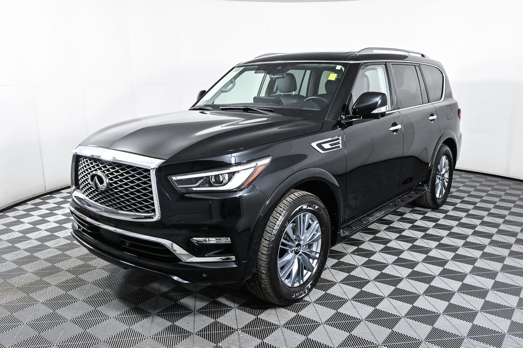 2024 INFINITI QX80 LUXE 3