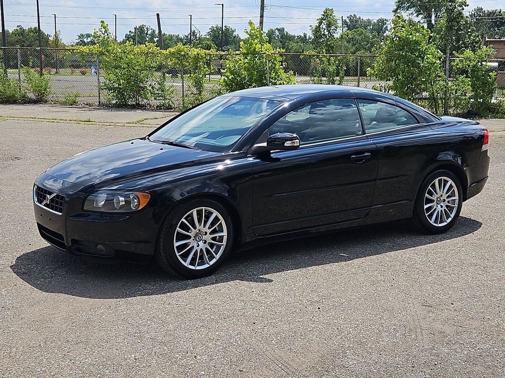 2009 Volvo C70 T5