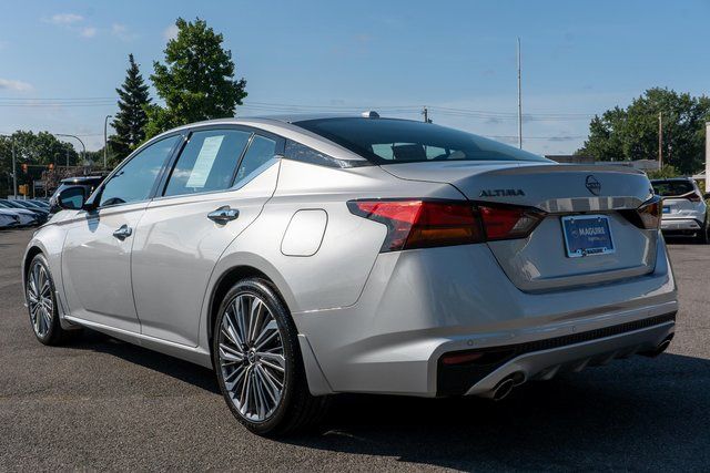 2025 Nissan Altima 2.5 SL Silver at Rafferty Subaru