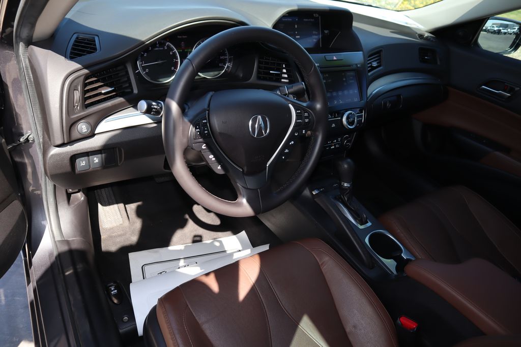 Thumbnail: 2020 Acura ILX - 9