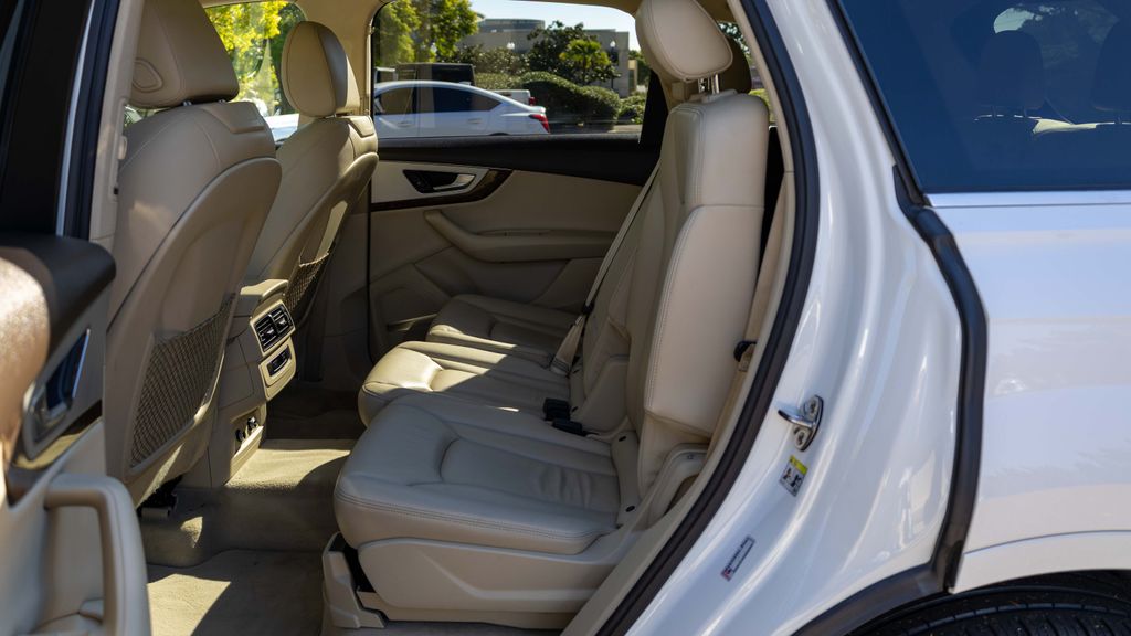 Used 2018 Audi Q7 2.0T Premium Plus 4D Sport Utility