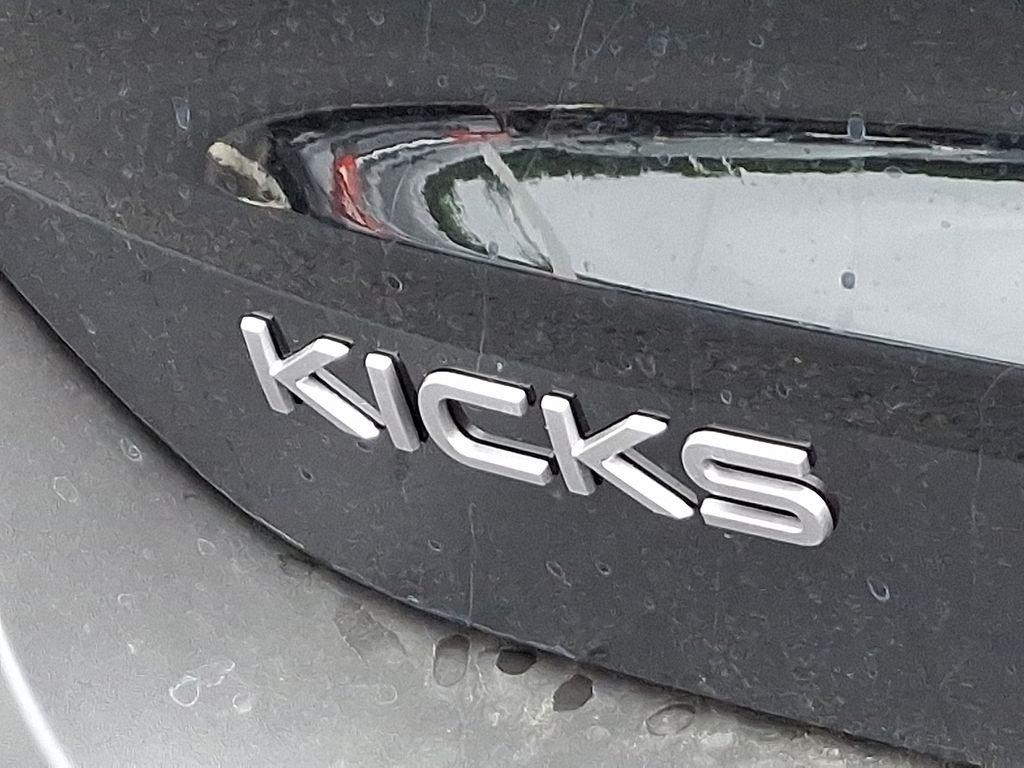 Thumbnail: 2025 Nissan Kicks - 11