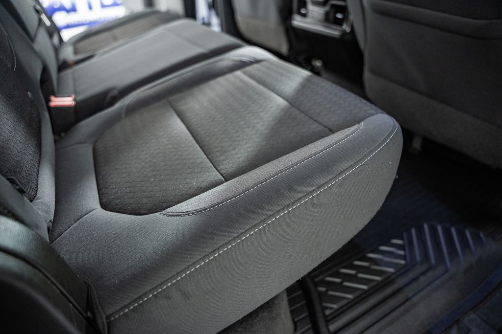 ChevroletSilverado 150033