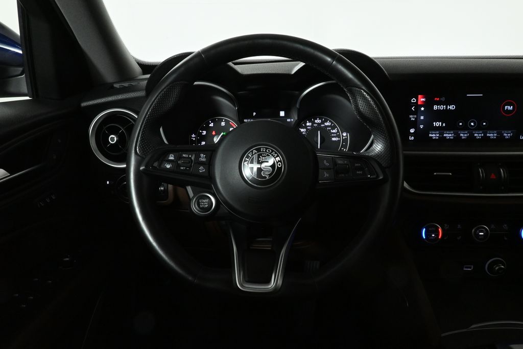 2021 Alfa Romeo Stelvio  19