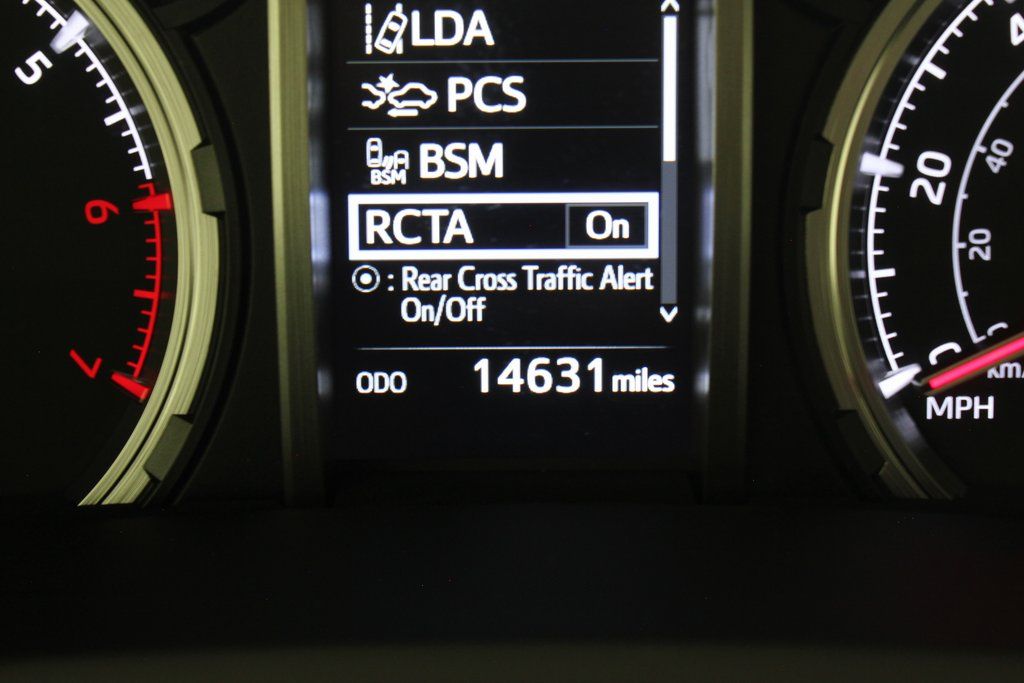 Thumbnail: 2023 Toyota 4Runner - 17