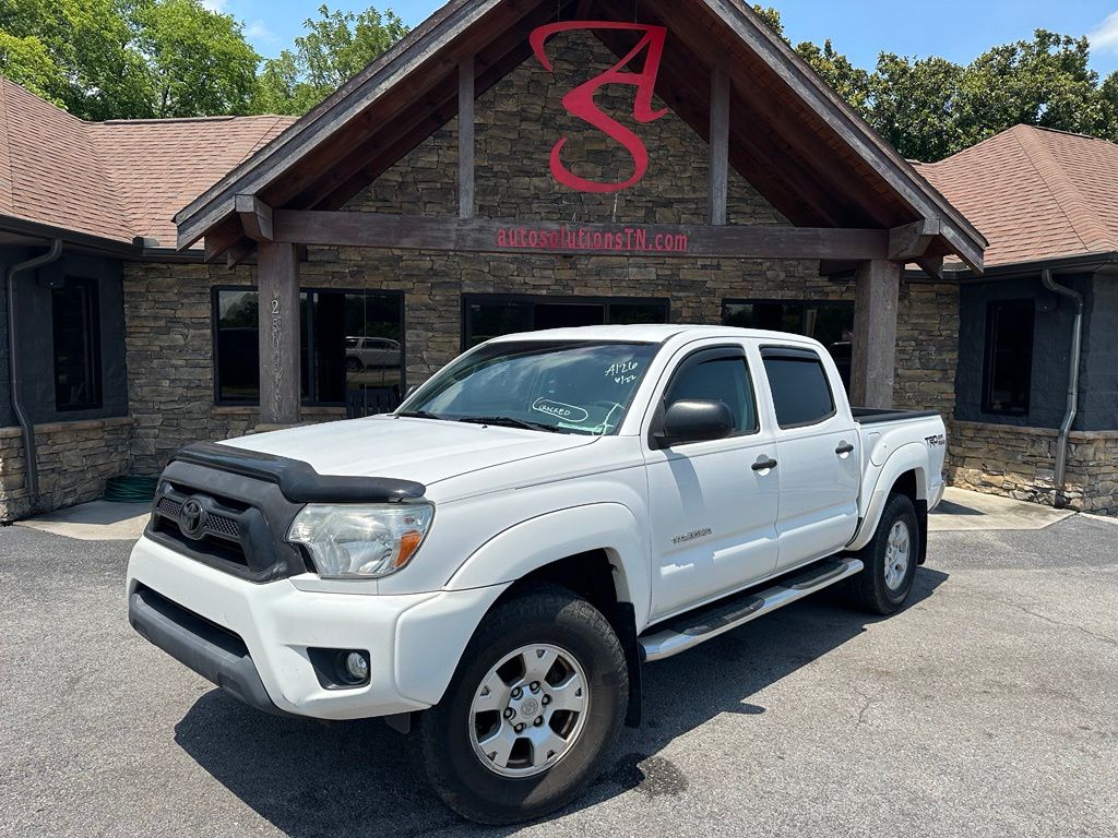 Super White 2015 Toyota Tacoma Pickup Truck Four-Wheel Drive 5-Speed Automatic