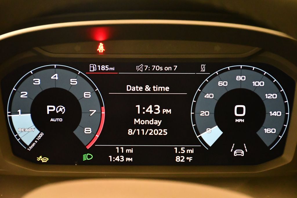 Thumbnail: 2025 Audi Q3 - 24