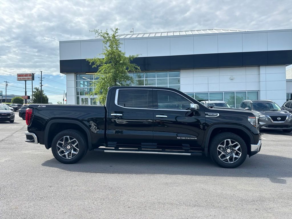 Used 2024 Black GMC SLT image 8