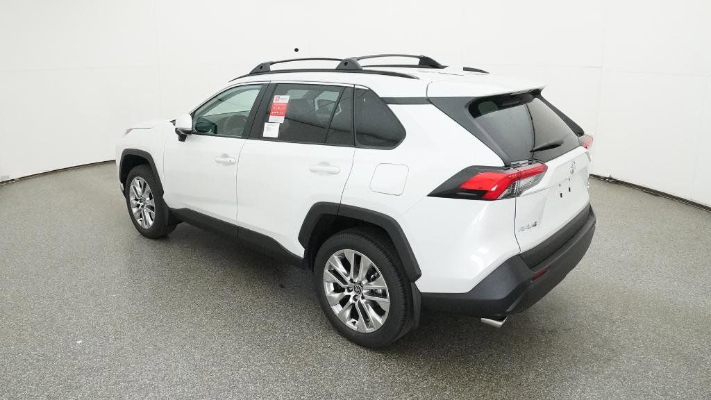 Thumbnail: 2025 Toyota RAV4 - 22