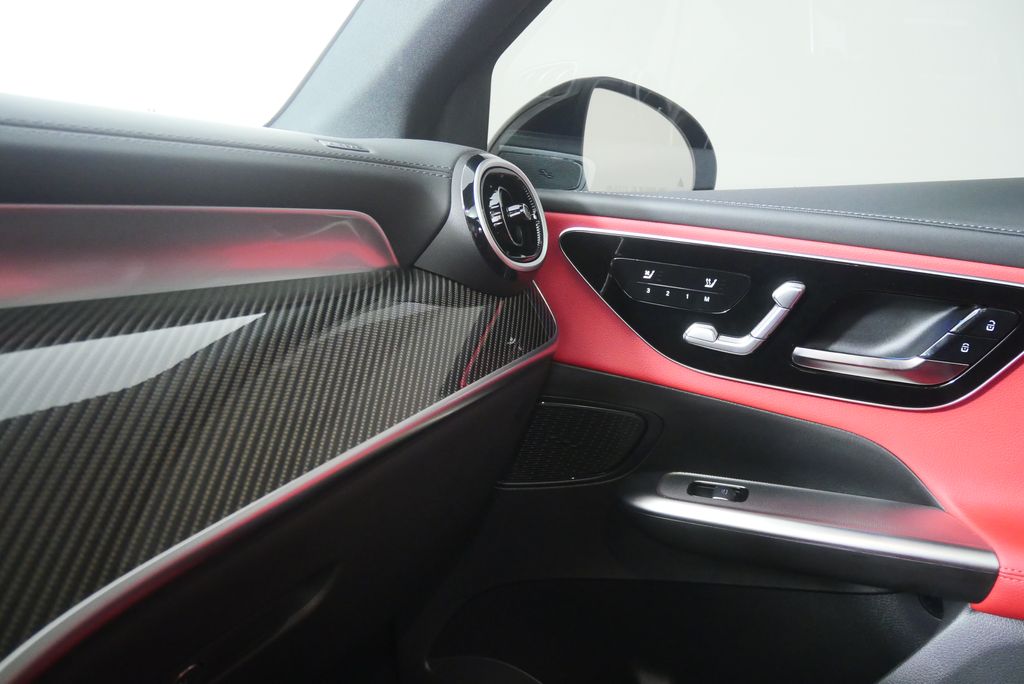 Thumbnail: 2026 Mercedes-Benz GLC - 25