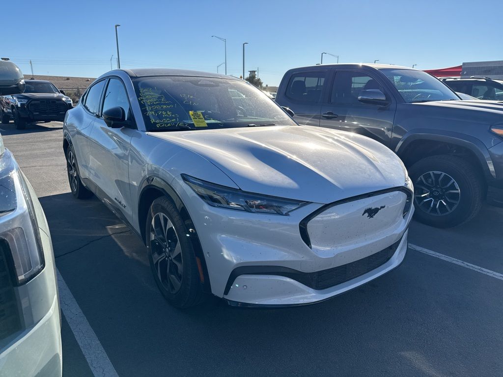 2021 Ford Mustang Mach-E Premium 2