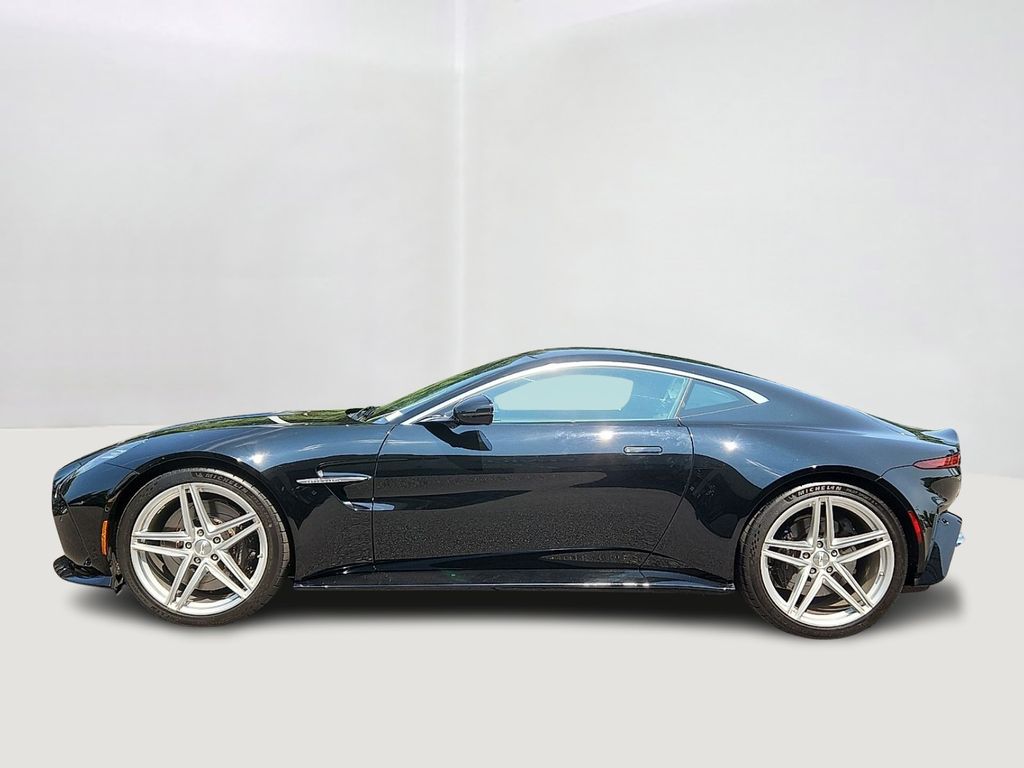 Thumbnail: 2025 Aston Martin Vantage - 7