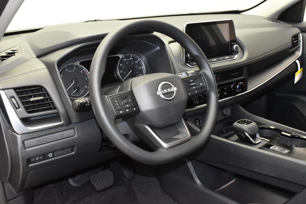 Thumbnail: 2026 Nissan Rogue - 14
