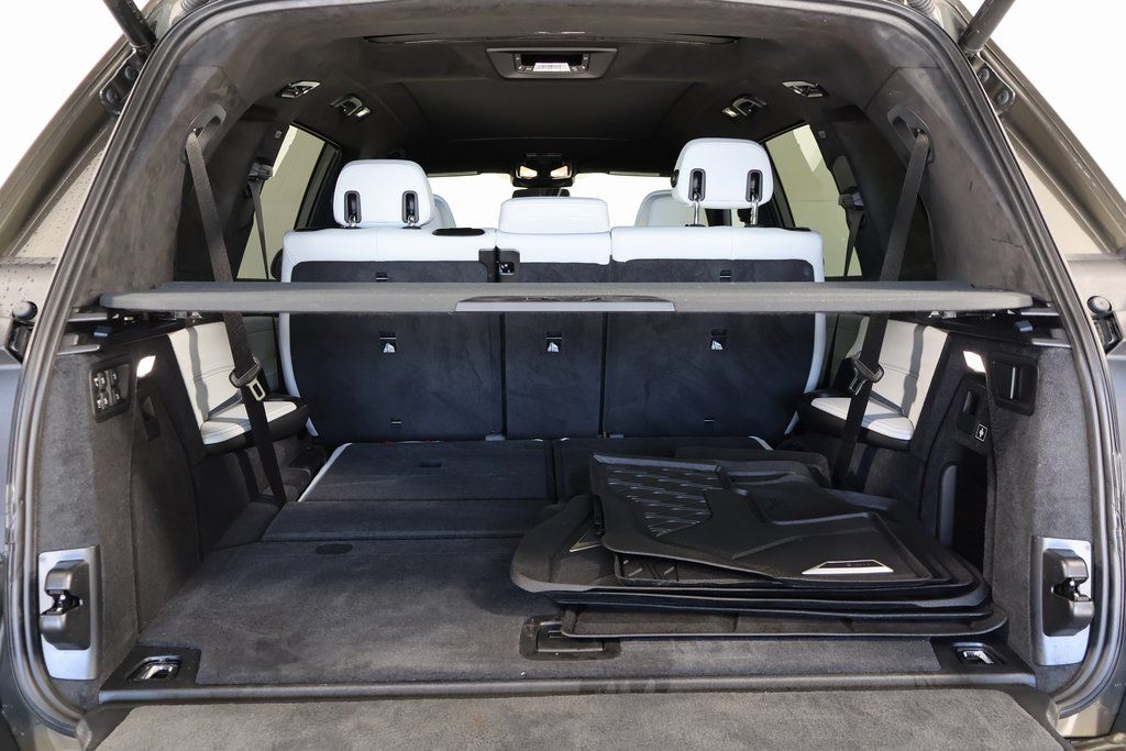 Thumbnail: 2025 BMW X7 - 14