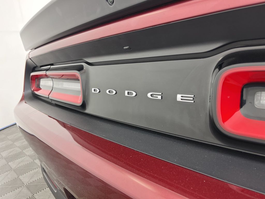 Thumbnail: 2022 Dodge Challenger - 17