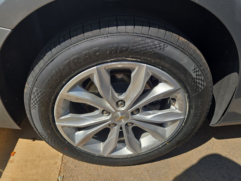 Used 2024 Chevrolet Malibu LT For Sale in Farmington, AR