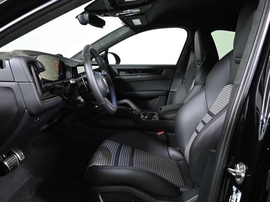 Thumbnail: 2026 Porsche  - 5