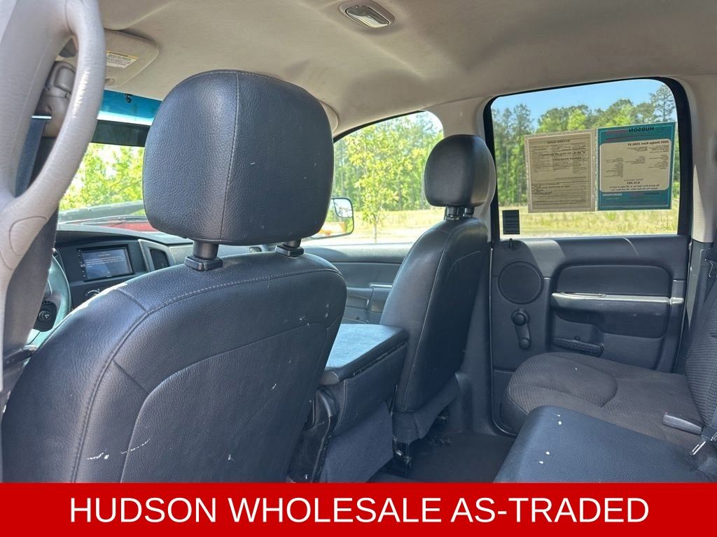 2005 Mineral Gray Metallic Clearcoat Dodge Ram 2500 ST RWD Truck