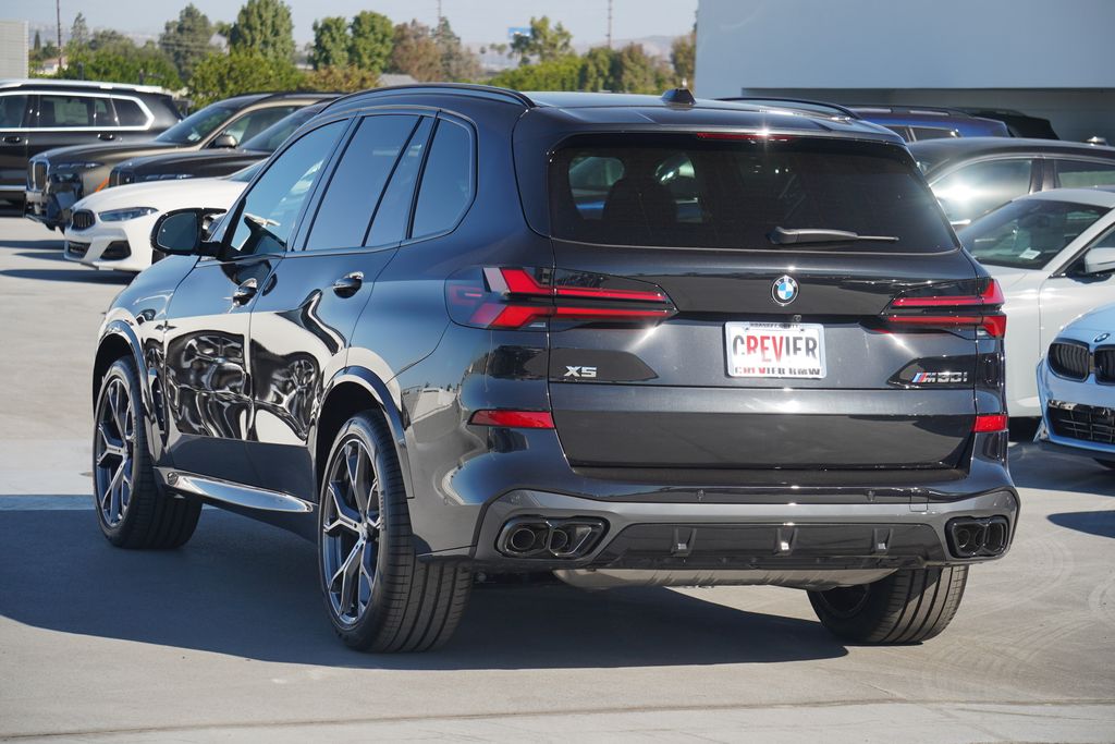 2025 BMW X5 M60i 7