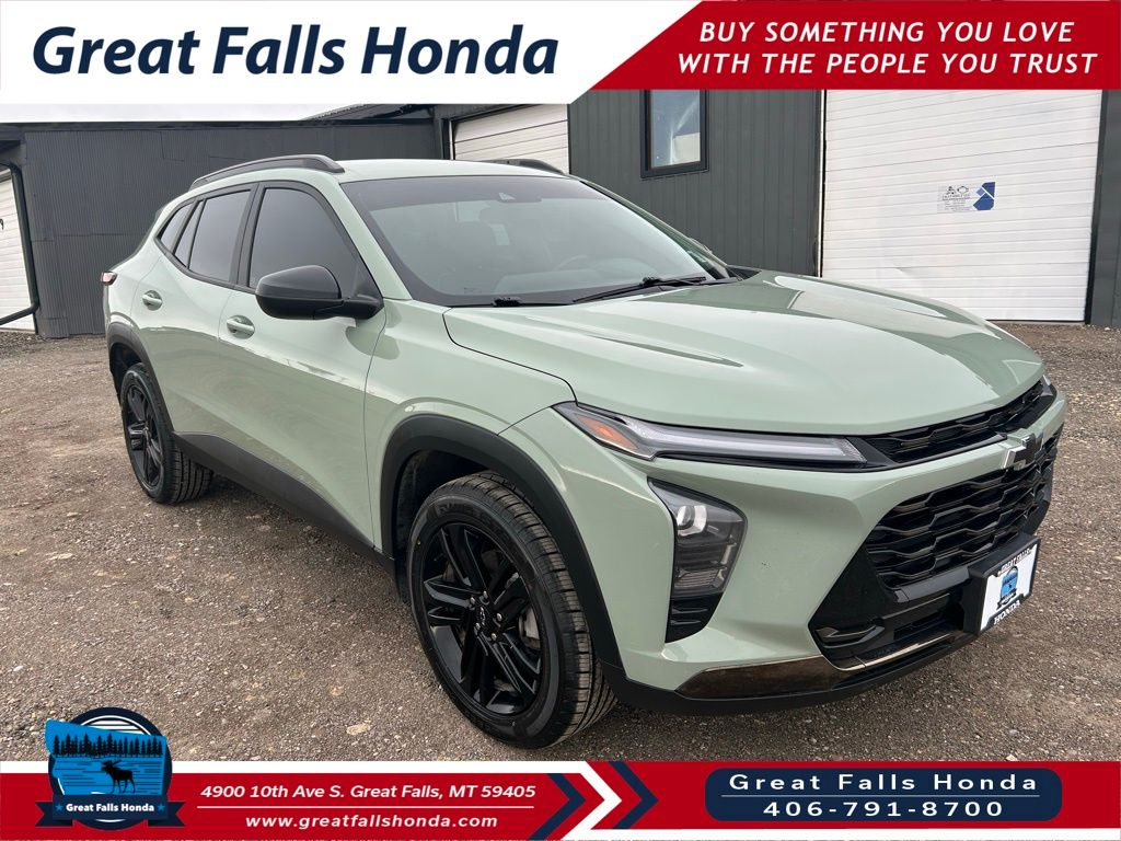 Cacti Green 2025 Chevrolet Trax Activ FWD SUV / Crossover Front-Wheel Drive 6-Speed Automatic