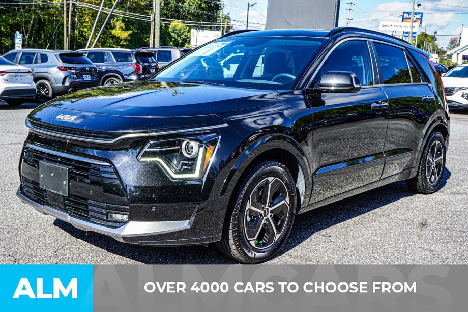 2023 Kia Niro SX photo 2