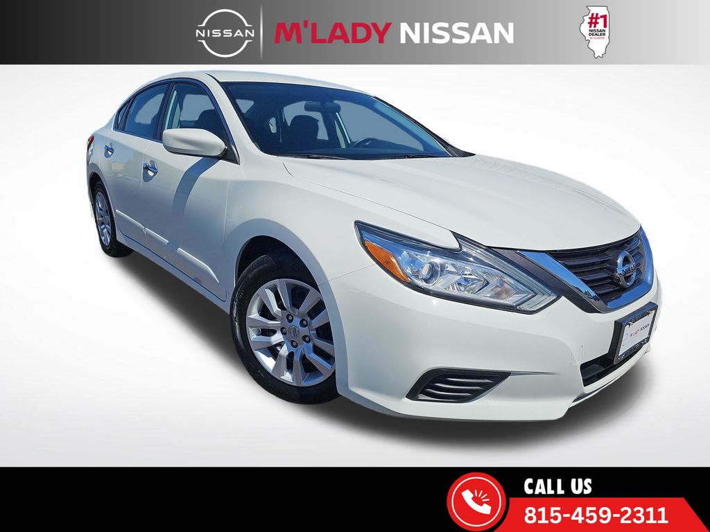 2016 Nissan Altima 2.5 S's photo