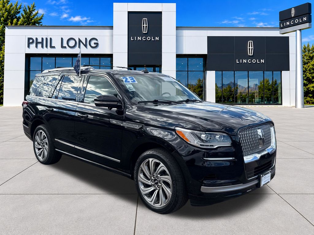 2023 Lincoln Navigator Reserve 4WD