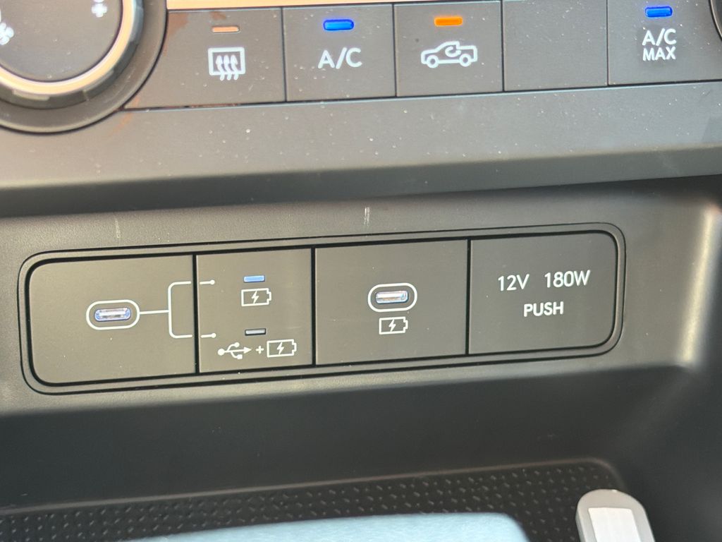 New 2026 White Hyundai SE image 31