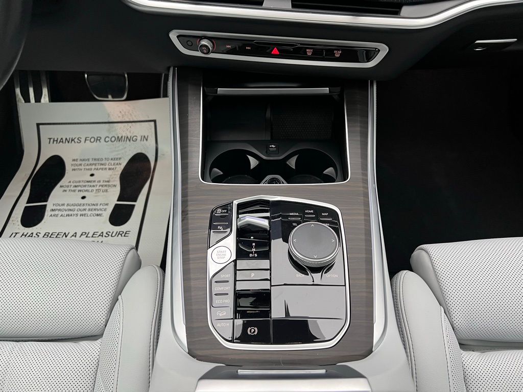 Thumbnail: 2024 BMW X5 - 12