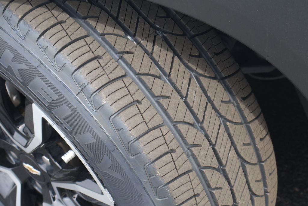 Thumbnail: 2023 Chevrolet TrailBlazer - 12