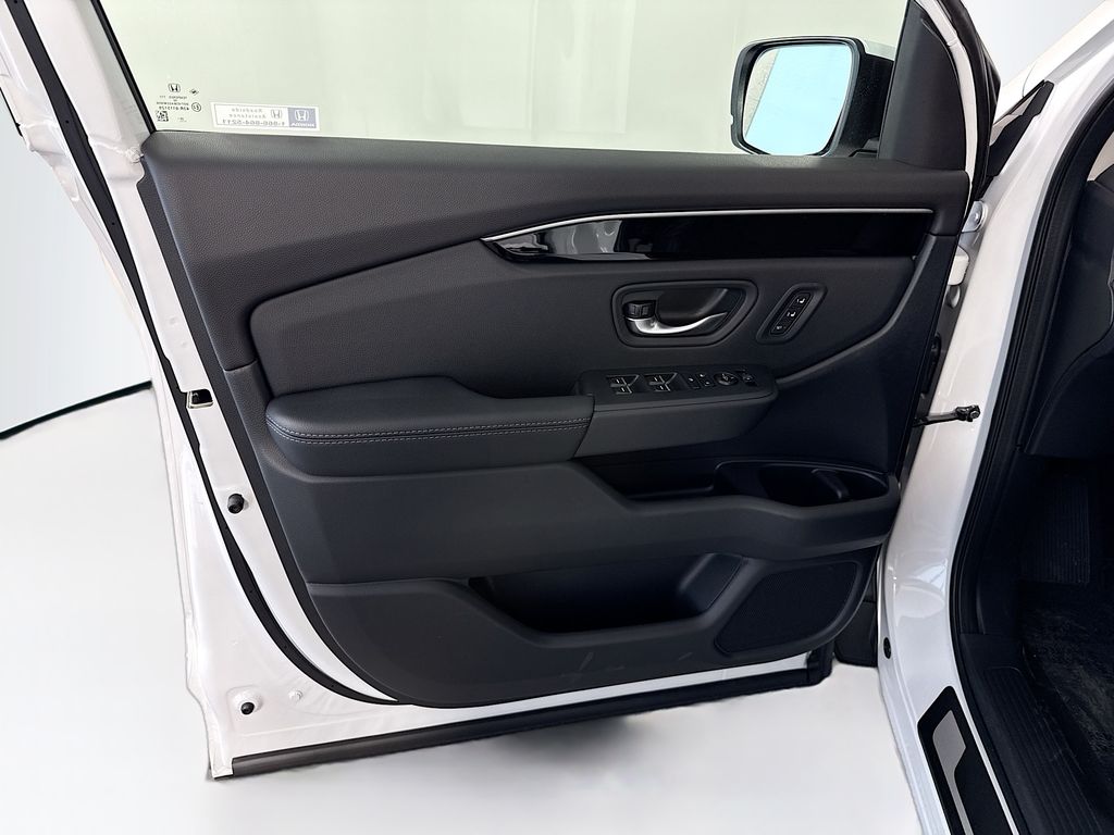 Thumbnail: 2026 Honda Pilot - 26