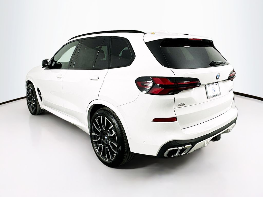 2025 BMW X5 M60i 7