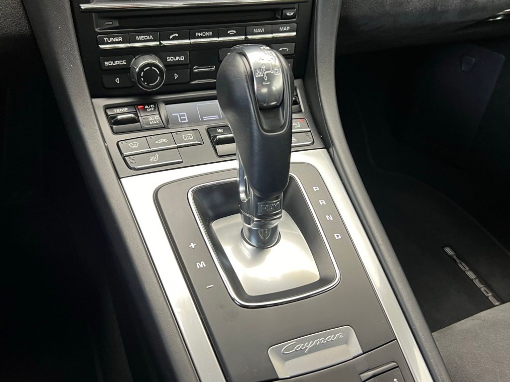 Thumbnail: 2015 Porsche Cayman - 11