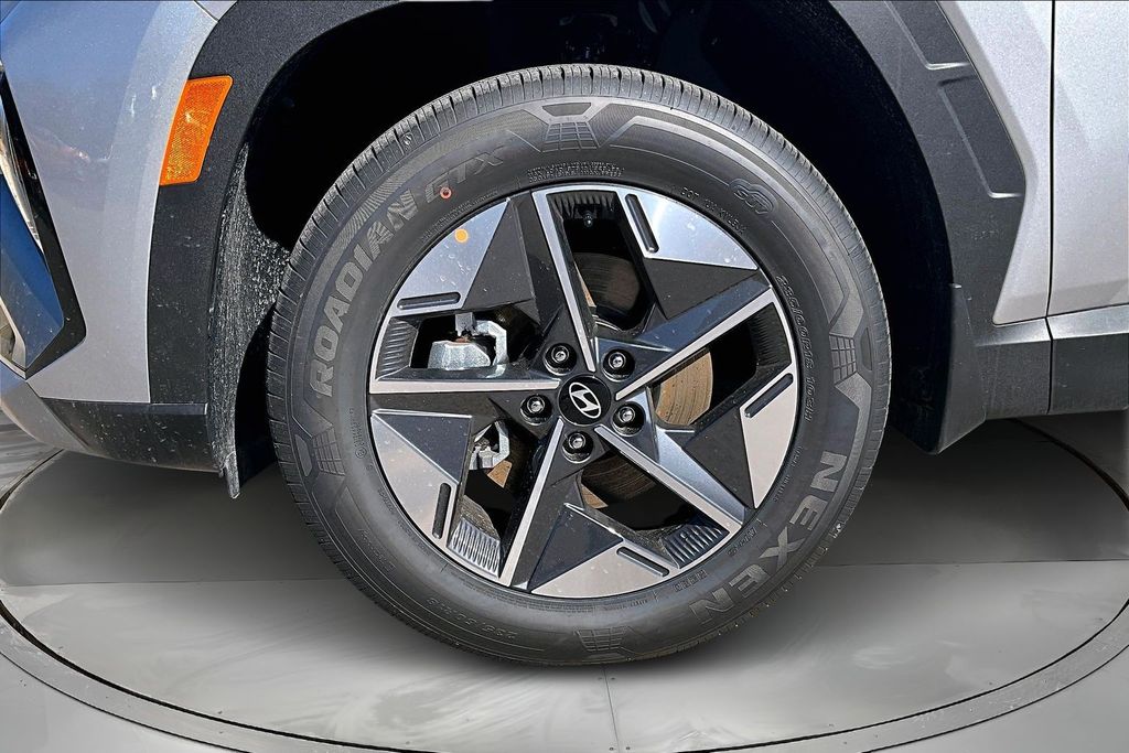 New 2026 Silver Hyundai SEL image 11