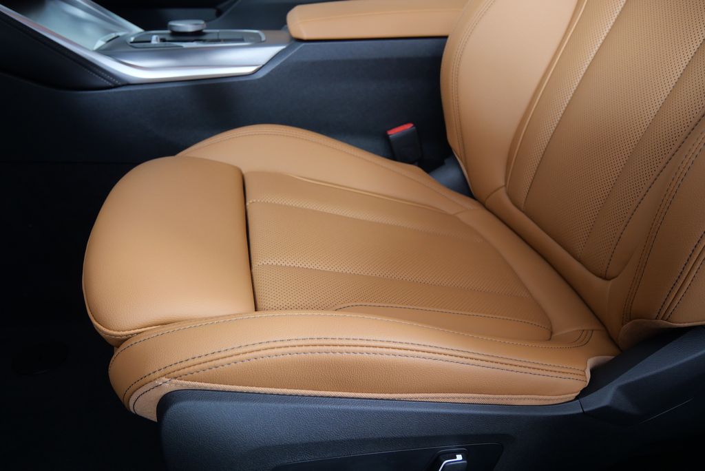 2025 BMW 4 Series M440i 10