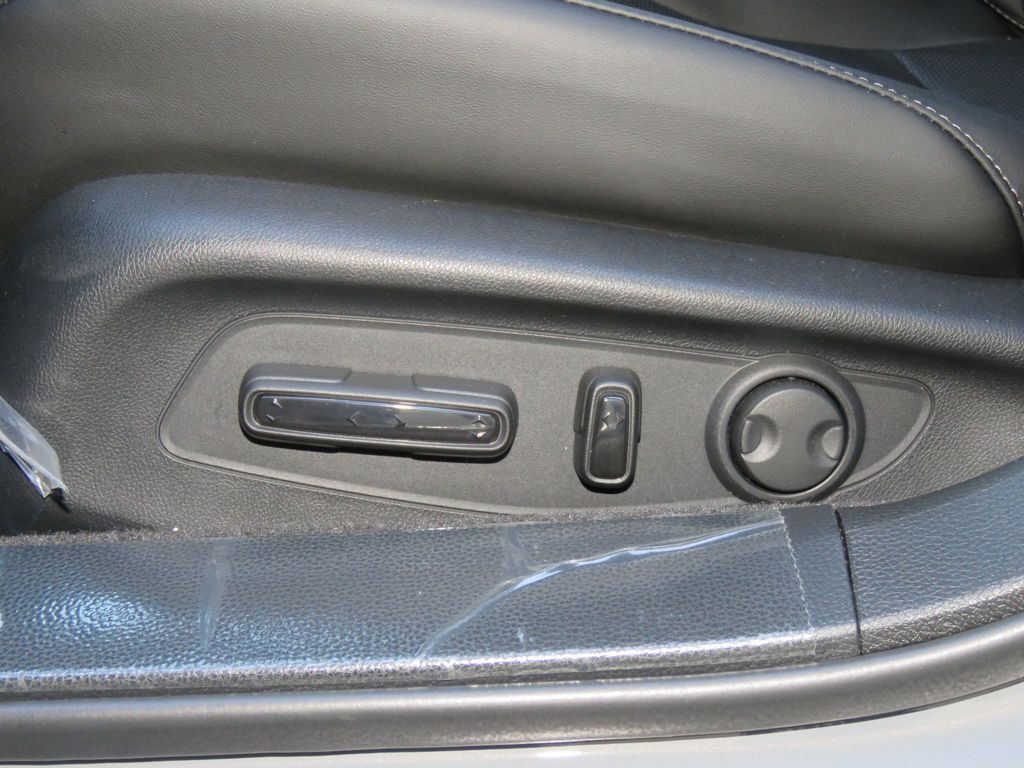 Thumbnail: 2025 Honda Accord - 10