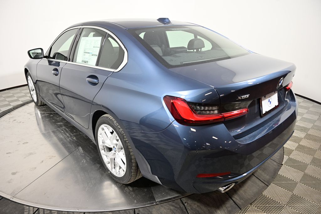 2025 BMW 3 Series 330i xDrive 3