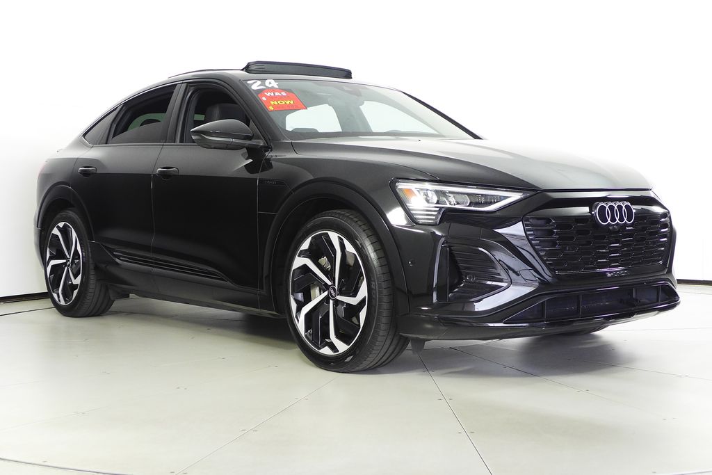 Thumbnail: 2024 Audi Q8 e-tron - 4