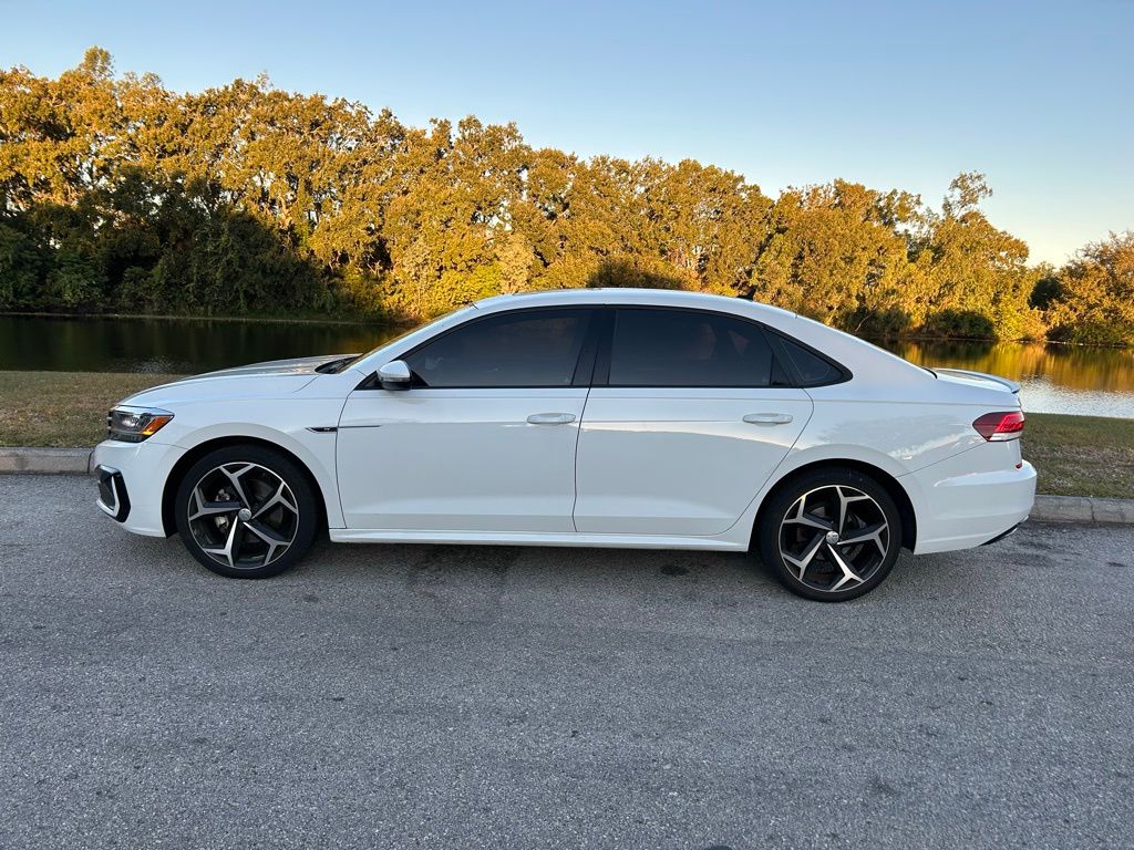 Thumbnail: 2022 Volkswagen Passat - 2