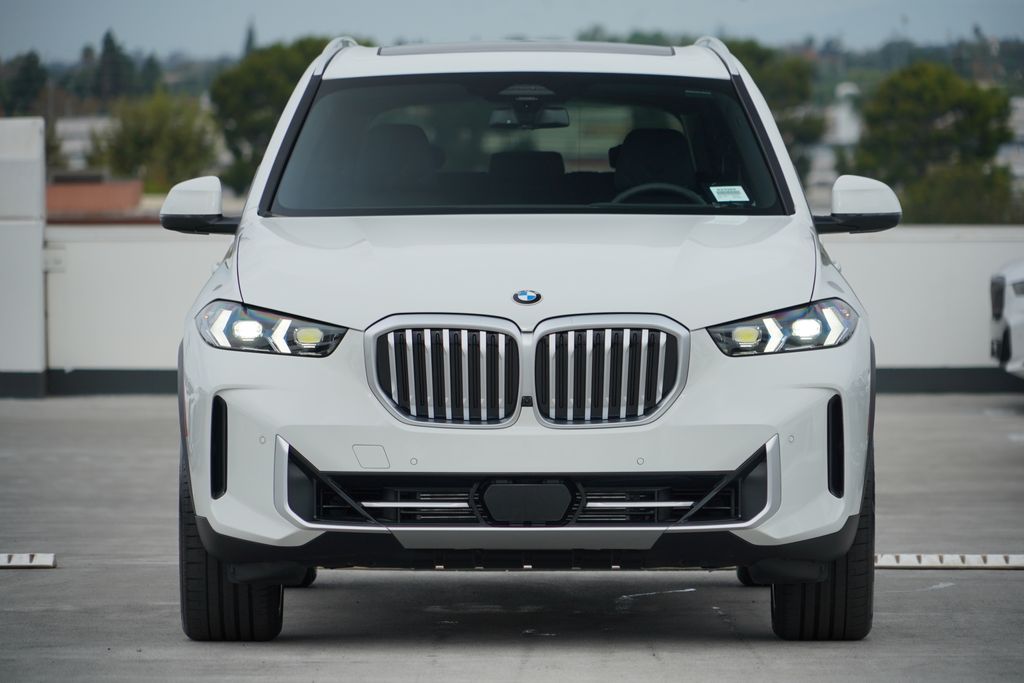 Thumbnail: 2026 BMW X5 - 2