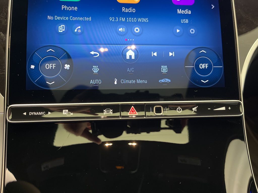 Thumbnail: 2026 Mercedes-Benz GLC - 20