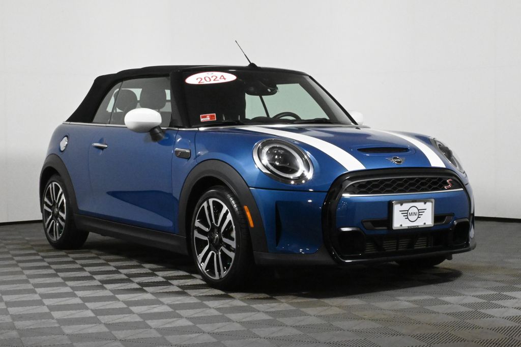 2024 MINI Cooper S 10