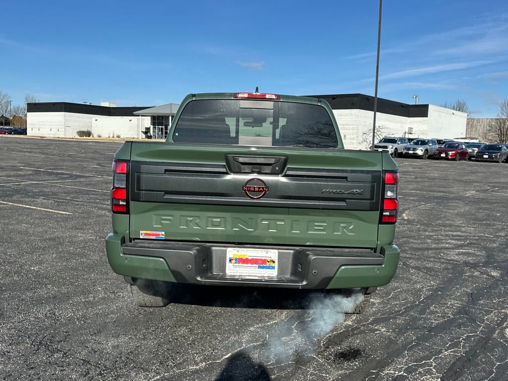 2025 Nissan Frontier PRO-4X photo