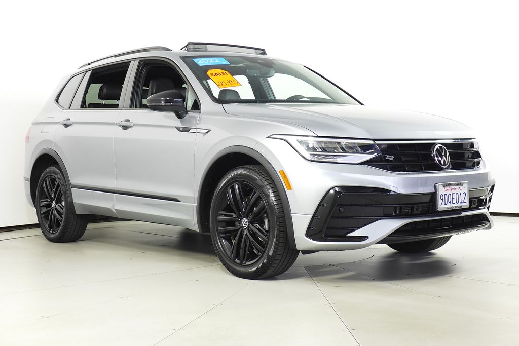 Thumbnail: 2022 Volkswagen Tiguan - 4